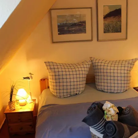 Сasa de vacaciones Ruhiges Ferienhaus Mit 3 Schlafzimmer - #73393 Sylt